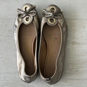 Elie Tahari Janine Driving Flats Size 7